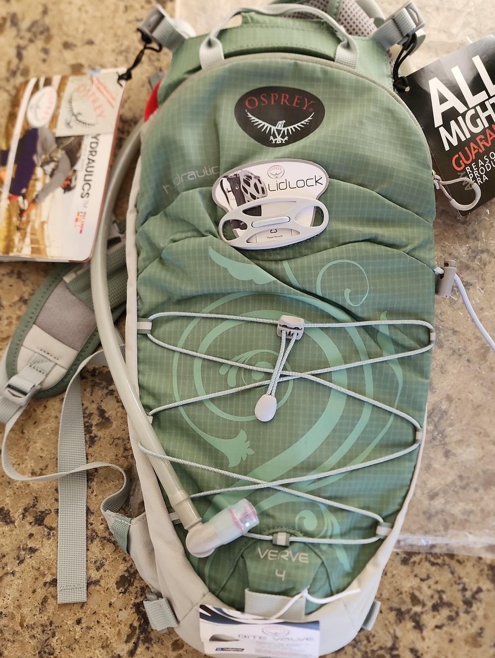 OSPREY Verve 4 Hydration Pack 4L Hiking Backpacking Outdoors Sage Green